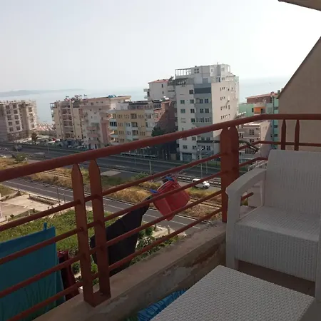 Beach Apartments And Rooms Апартаменты